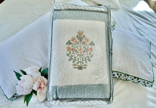 ✨Ornate Bouquet | 6-Piece Organic Cotton Bedsheet & Quilt Set ✨