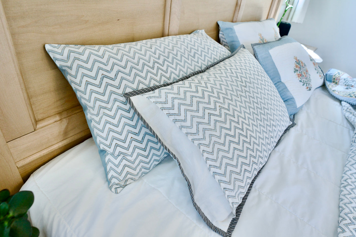 ✨Ornate Bouquet | 6-Piece Organic Cotton Bedsheet & Quilt Set ✨